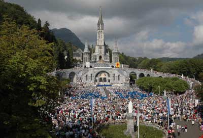 Viaggio Apostolico in Francia in occasione del 150° anniversario delle Apparizioni di Lourdes