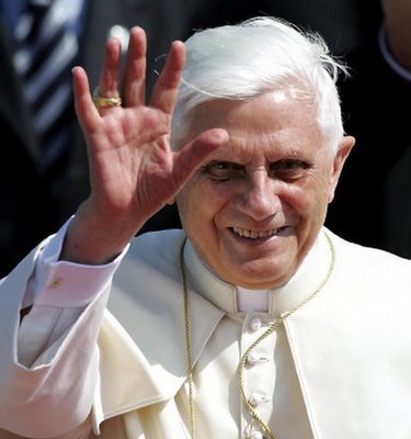 Carissimi auguri, Santo Padre!